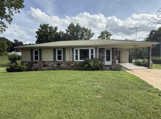 860 15th St NE, Cleveland, TN 37311