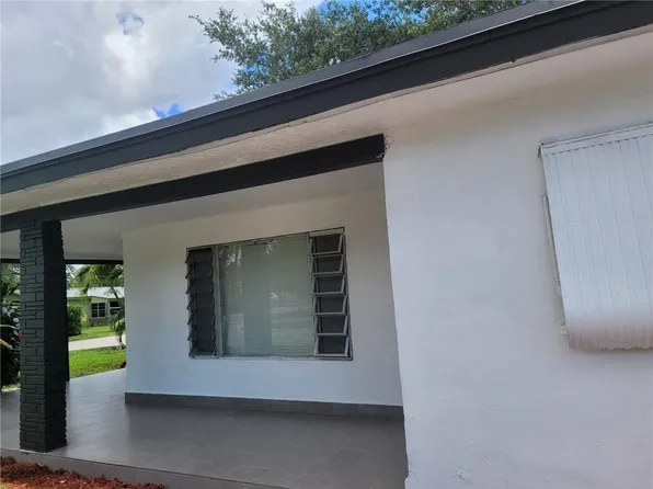 700 NW 11th Avenue, Fort Lauderdale, FL 33311