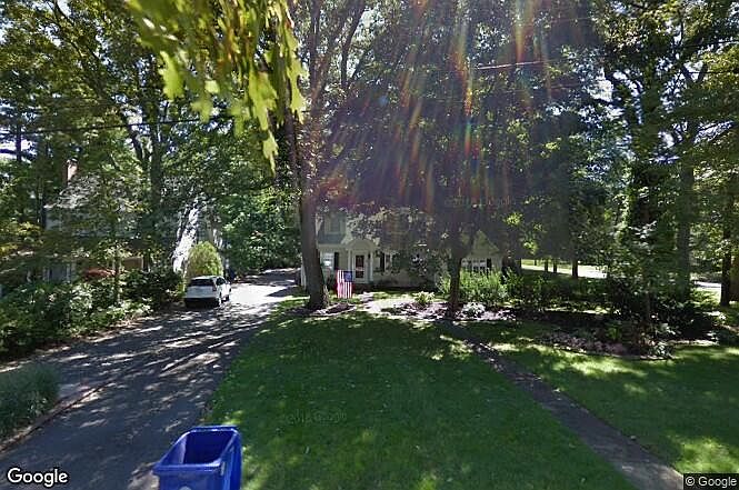 1st image of 23 Cedar Dr