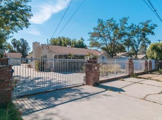 6139 Shirley Ave, Tarzana, CA 91356