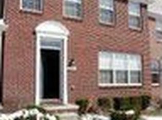 236 Stonegate E, Pontiac, MI 48341