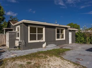 2996 NW 93rd St #B, Miami, FL 33147