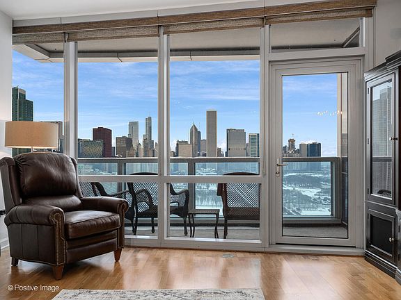 2nd image of 1211 S Prairie Ave APT 2905