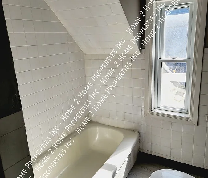 247 Langlois Ave #3D — Photo 5