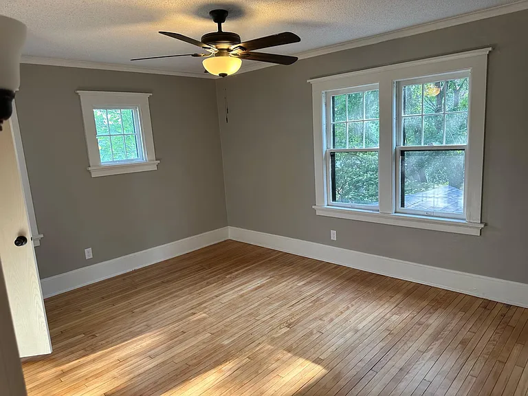 4050 Ingersoll Ave — Photo 8