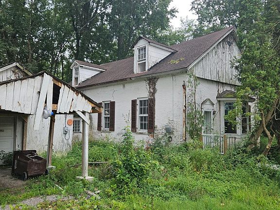 2nd image of 2262 Cedarville Rd