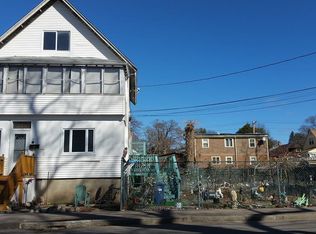 30 Taunton Ave, Hyde Park, MA 02136
