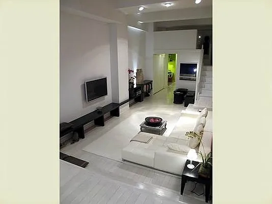 Rented by Stribling | media 34