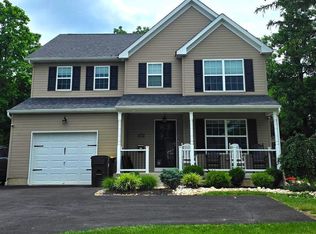 709 E Walnut St, North Wales, PA 19454