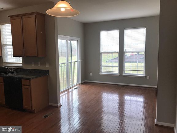 5th image of 124 Valdosta Dr