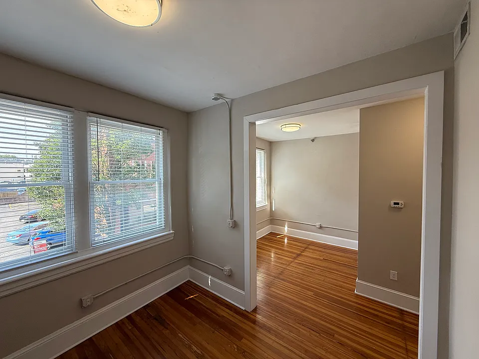 19 Franklin Rd SW #1