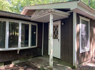 109 Tower Rd, Dingmans Ferry, PA 18328