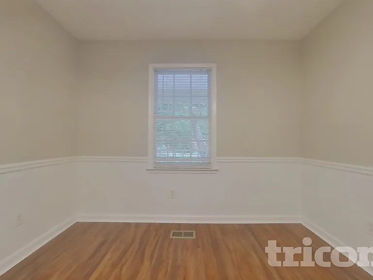 297 N Briar Rdg — Photo 4