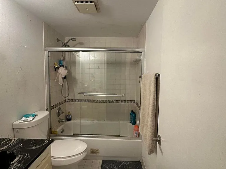 2414 NE 11th St #Townhouse 161 — Photo 11