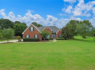 113 Magnolia Pointe Dr, Jefferson, GA 30549