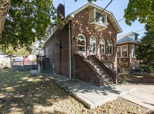 2469 Rohr Pl, Bronx, NY 10465