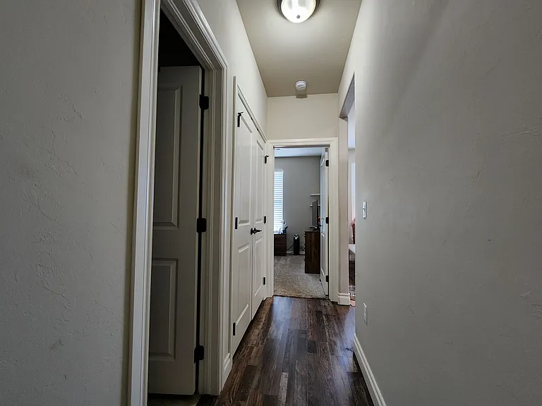 10905 Marion Dr — Photo 17