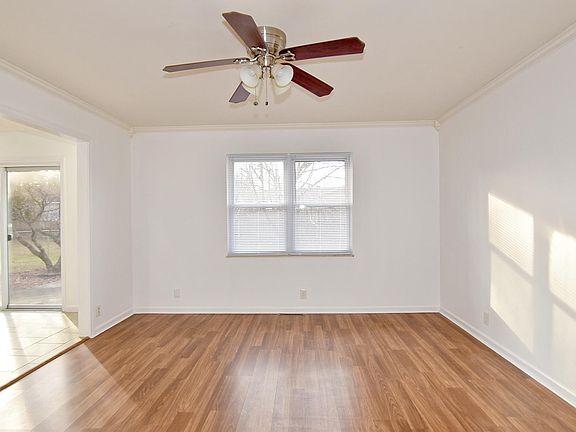 3rd image of 1429 Olympic Ct
