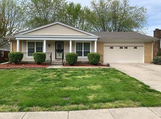 8318 E Anemone Ln, Indianapolis, IN