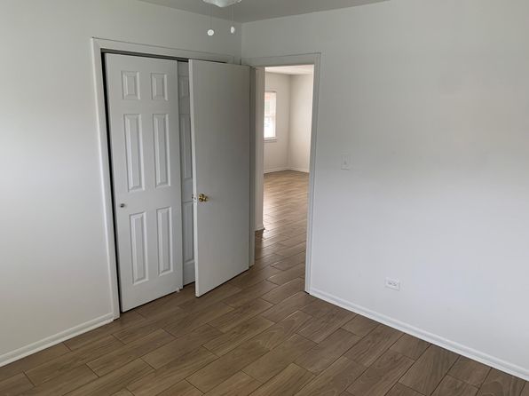 7317 W 39th St #2B, Lyons, IL 60534