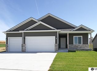 131 Hunter St, Ceresco, NE 68017