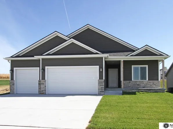 131 Hunter St, Ceresco, NE 68017