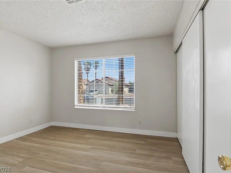 6224 Caprino Ave — Photo 26