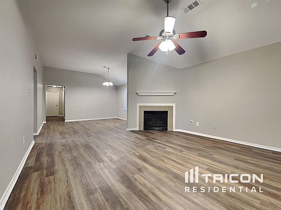 2nd image of 1234 Blackberry Hollow Dr