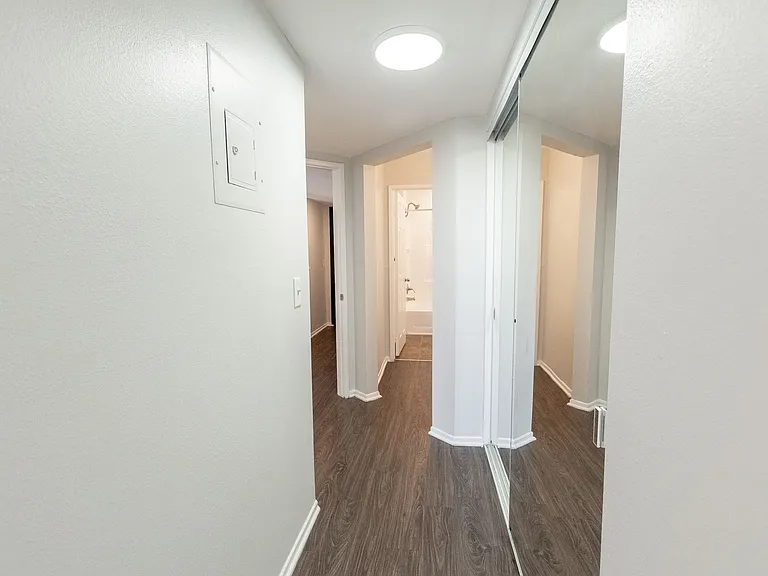 5235 Kester Ave — Photo 50
