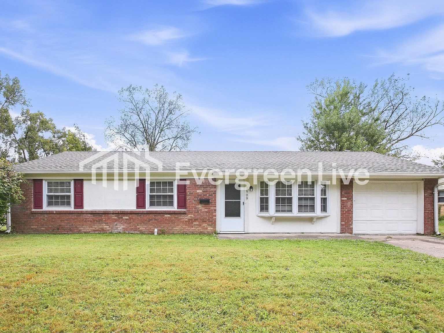 3 bed, 2.0 bath, 1597 sqft, $1,495 — Photo 1