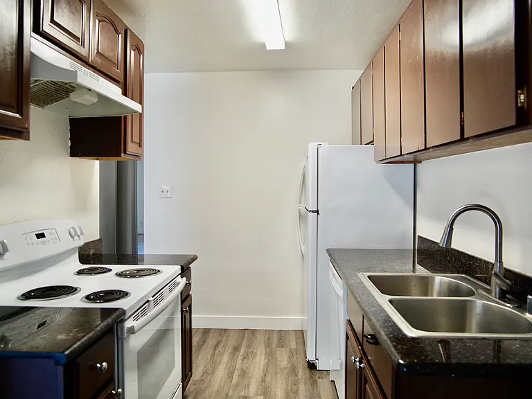 410 Auburn Way #1 — Photo 14
