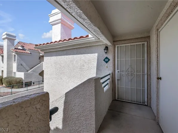 701 Harvest Run Dr APT 202, Las Vegas, NV 89145