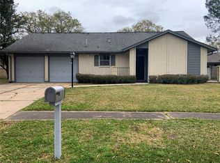 15523 Edenvale St, Friendswood, TX 77546