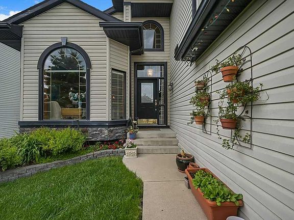 2nd image of 158 SE Valley Glen Hts NW