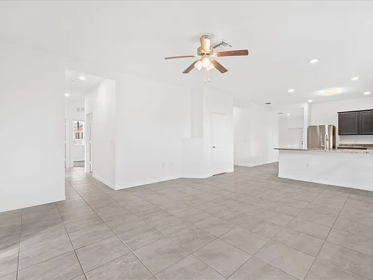 2928 NW 27th St — Photo 13
