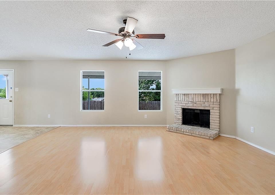 1st image of 5618 Swan Lake Dr