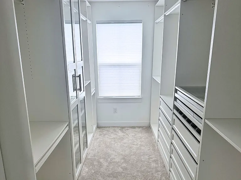 232 Regency Dr — Photo 22