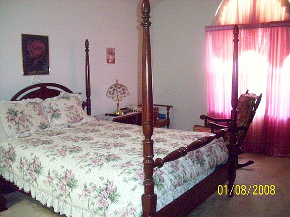 Master with bathroom/closet