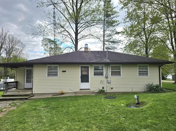 691 Lighthouse Dr, Coldwater, MI 49036
