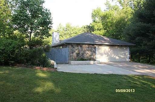 2nd image of 4460 Stacey Dr