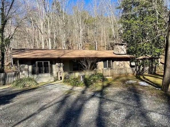 2602 Barkenhowl Way, Sevierville, TN 37862