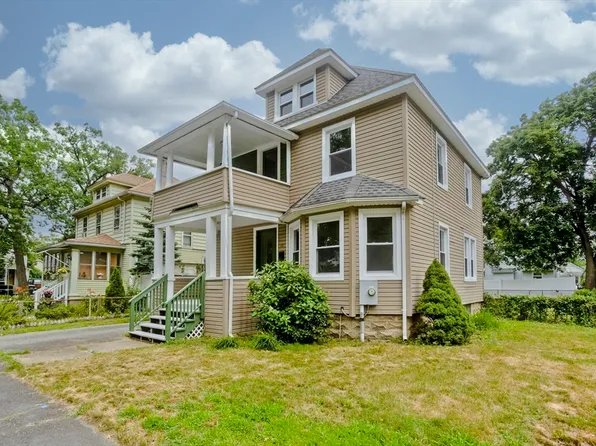 191 Phoenix Ter, Springfield, MA 01104