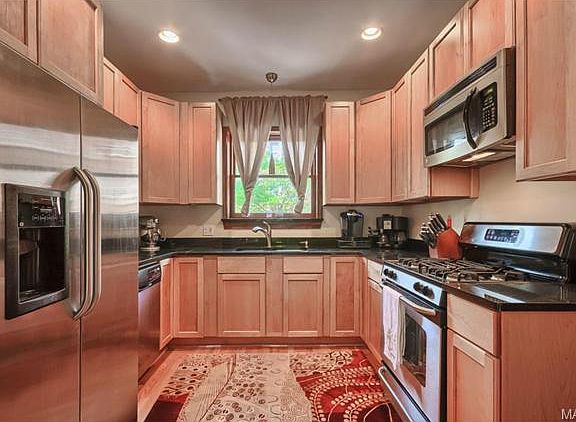 2nd image of 7519 Cromwell Dr APT 1W