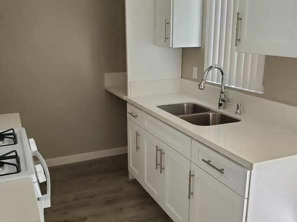 212 W Elk Ave #2