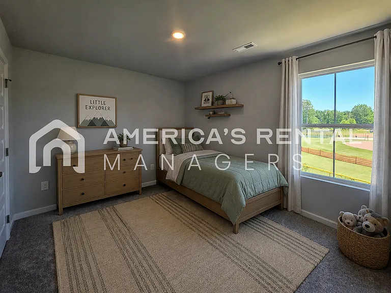 4111 Hudson Ct — Photo 37