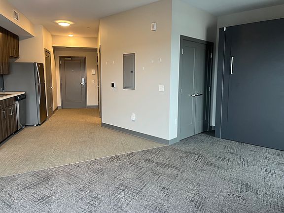 3rd image of 636 1st St NW APT 414