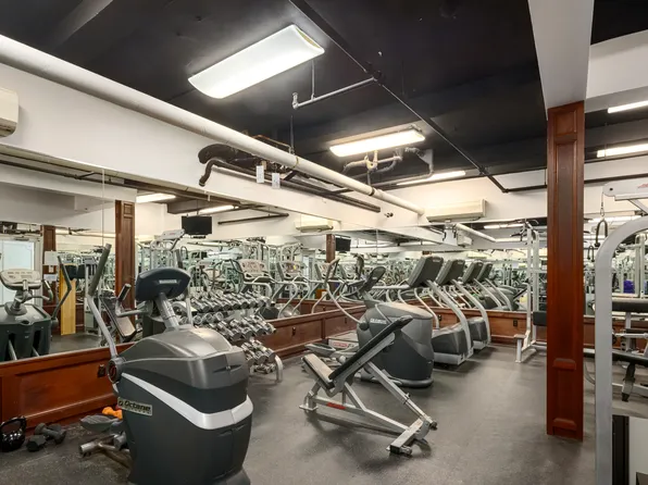 203 West 90th Street image 9 of 10