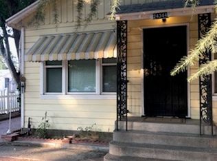 24344 Chestnut St, Santa Clarita, CA 91321