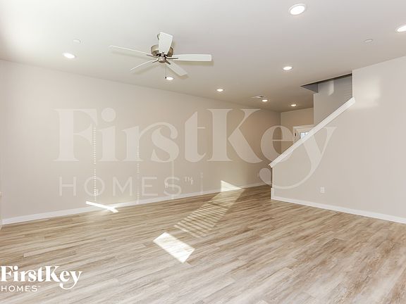 4th image of 325 Nima Ln