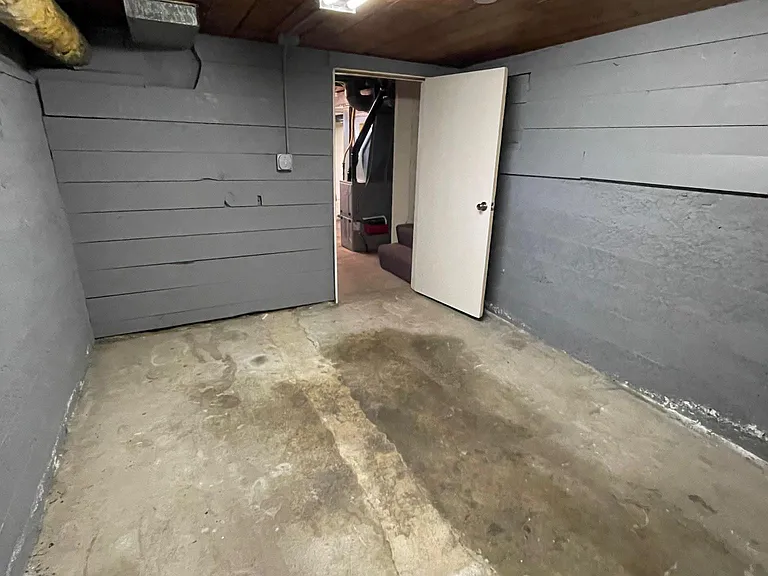 3590 SE Harrison St — Photo 29